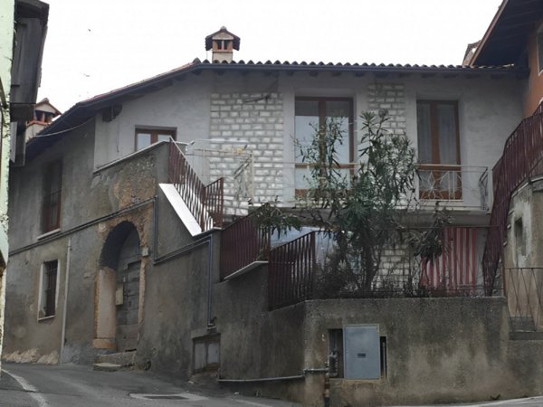 appartamento in vendita a Serle