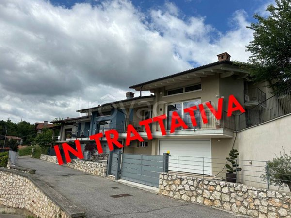 casa indipendente in vendita a Serle