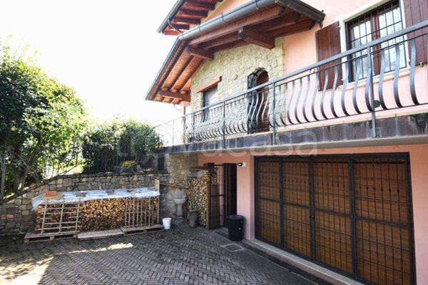 casa indipendente in vendita a Serle