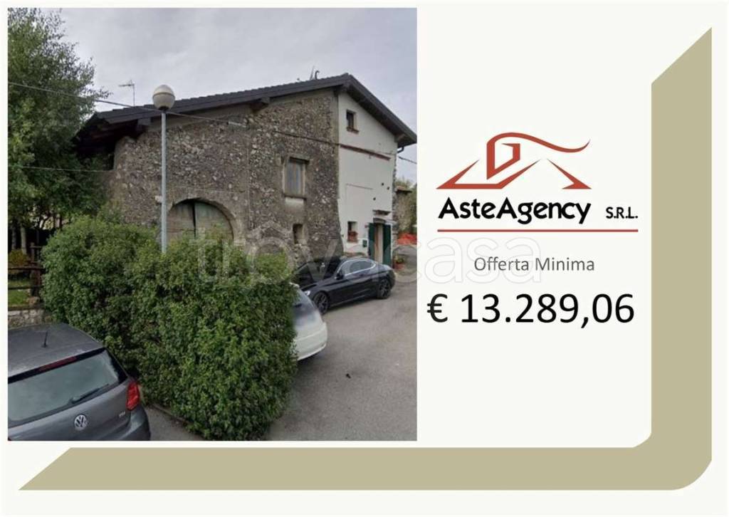 casa indipendente in vendita a Serle