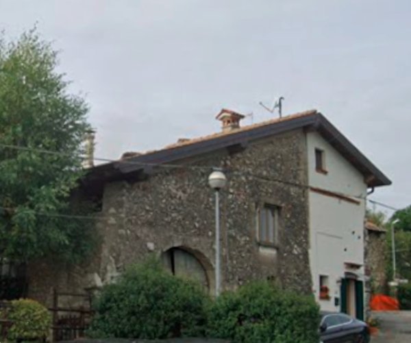 casa indipendente in vendita a Serle
