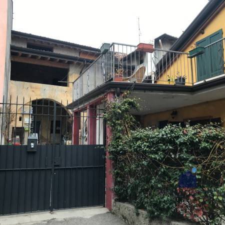 casa indipendente in vendita a Serle