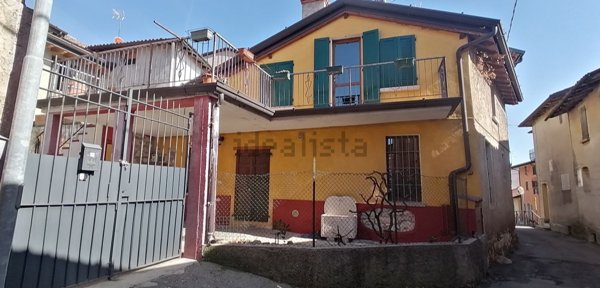 casa indipendente in vendita a Serle