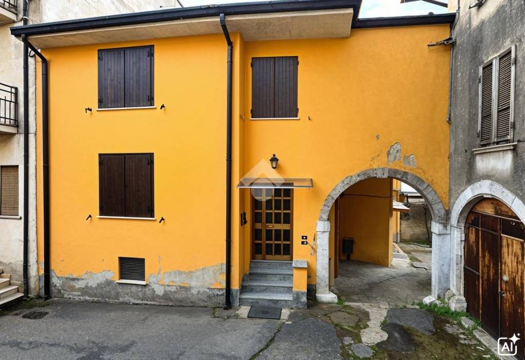 casa indipendente in vendita a Serle