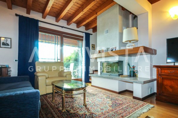 casa indipendente in vendita a Serle