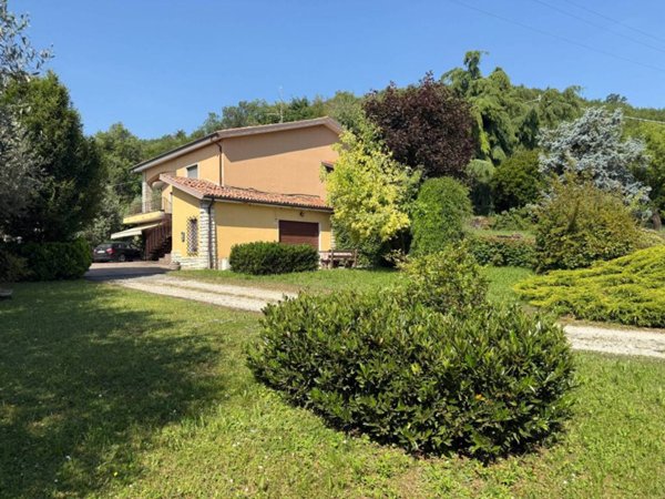 casa indipendente in vendita a Serle
