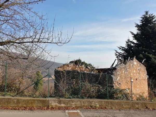casa indipendente in vendita a Serle