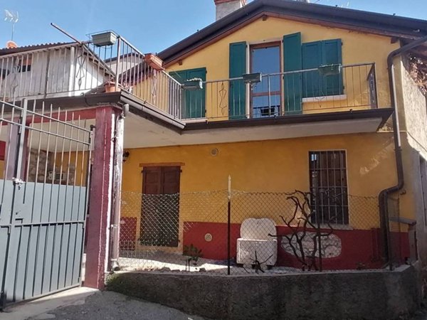 casa indipendente in vendita a Serle