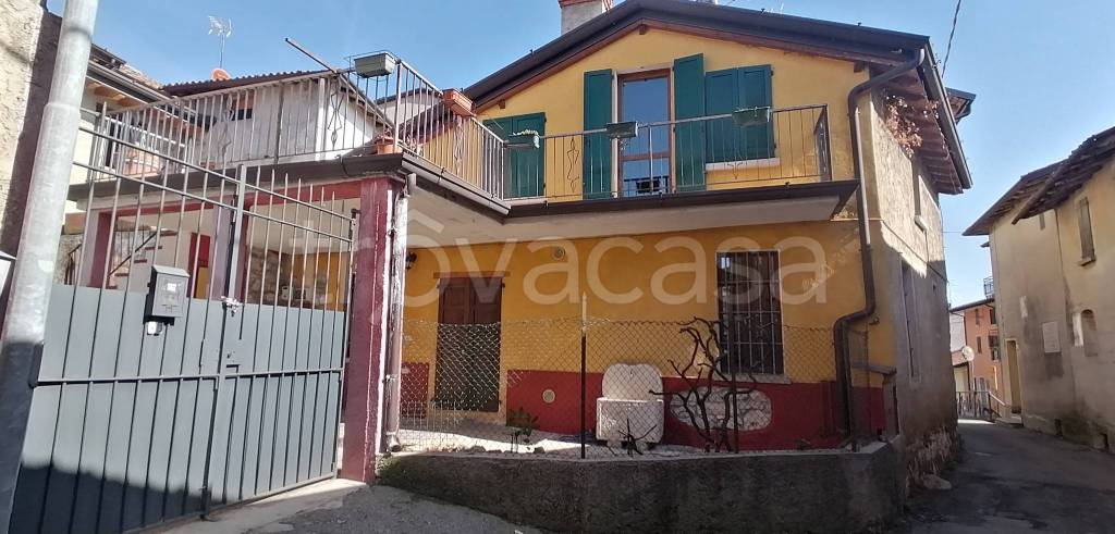 casa indipendente in vendita a Serle