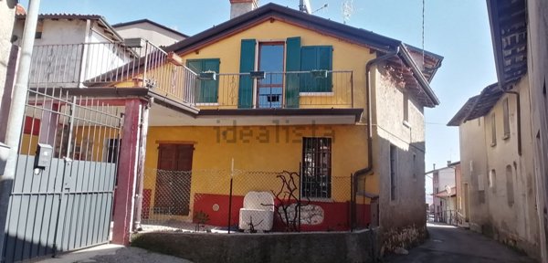 casa indipendente in vendita a Serle