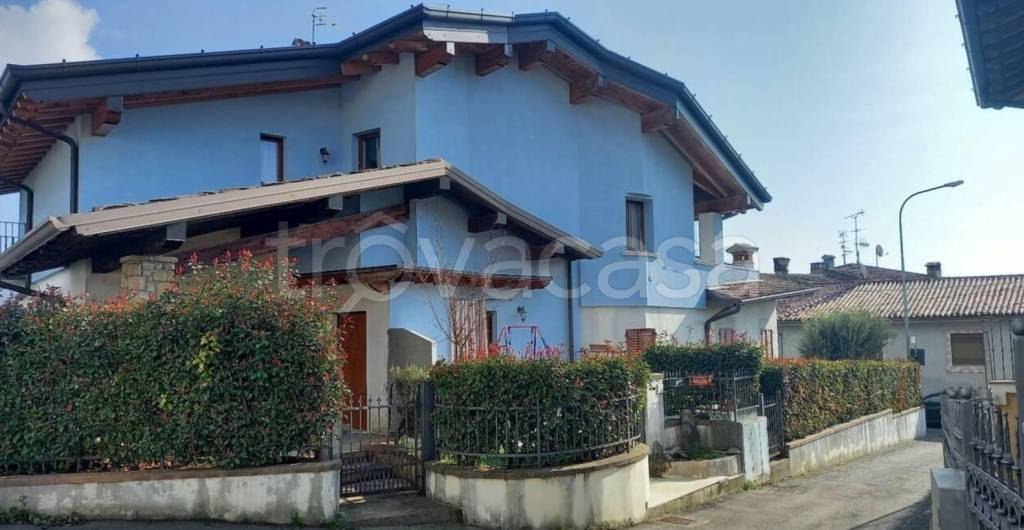 casa indipendente in vendita a Serle