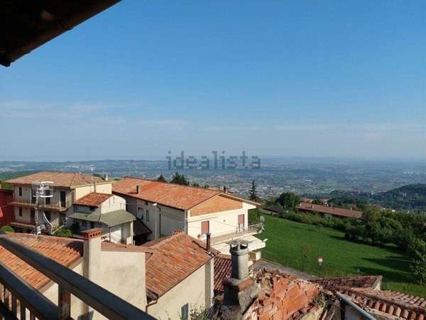 casa indipendente in vendita a Serle