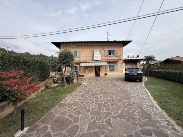 casa indipendente in vendita a Serle