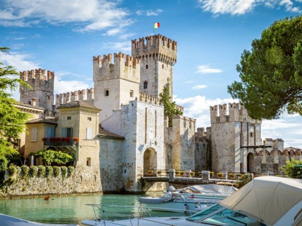 appartamento in vendita a Sirmione