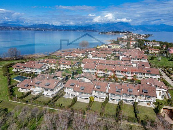 appartamento in vendita a Sirmione