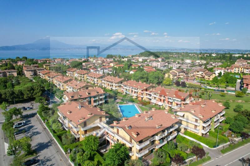 appartamento in vendita a Sirmione in zona Lugana