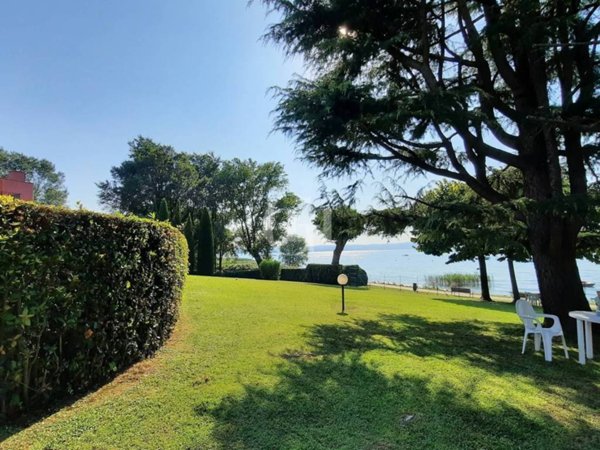 appartamento in vendita a Sirmione