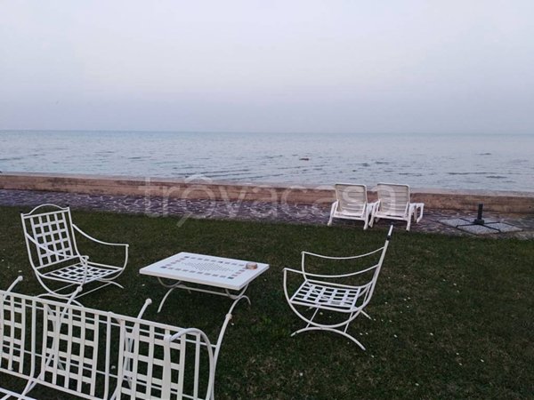casa indipendente in vendita a Sirmione