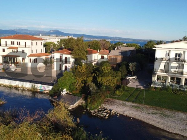 appartamento in vendita a Sirmione