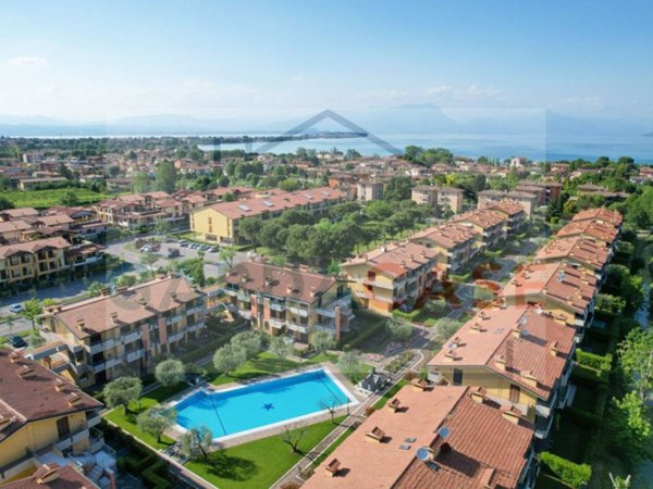 appartamento in vendita a Sirmione in zona Lugana