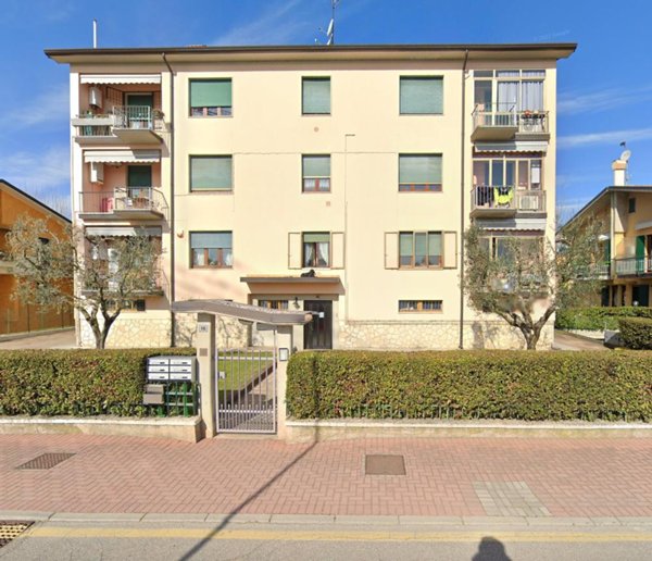 appartamento in vendita a Sirmione
