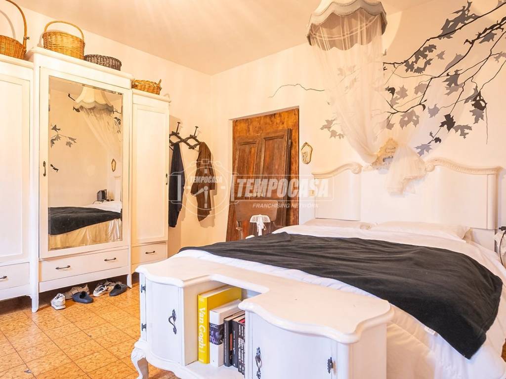 intera palazzina in vendita a Sirmione
