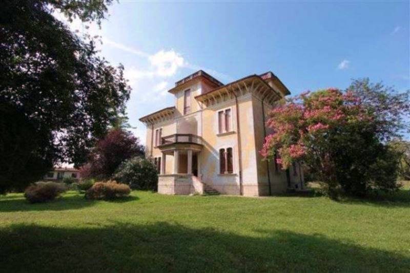 intera palazzina in vendita a Sirmione