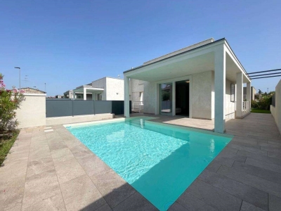 casa indipendente in vendita a Sirmione