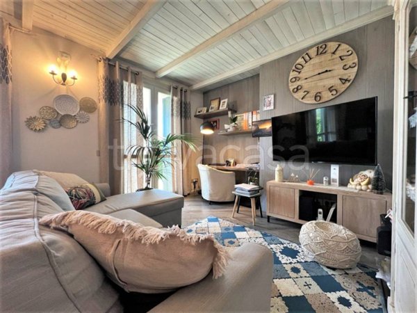 appartamento in vendita a Sirmione in zona Lugana
