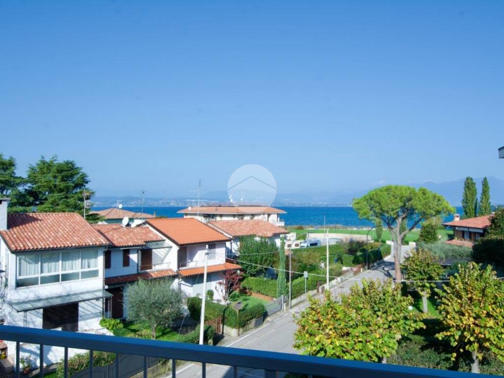 appartamento in vendita a Sirmione