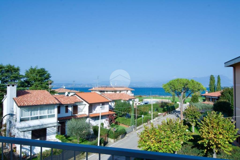 appartamento in vendita a Sirmione