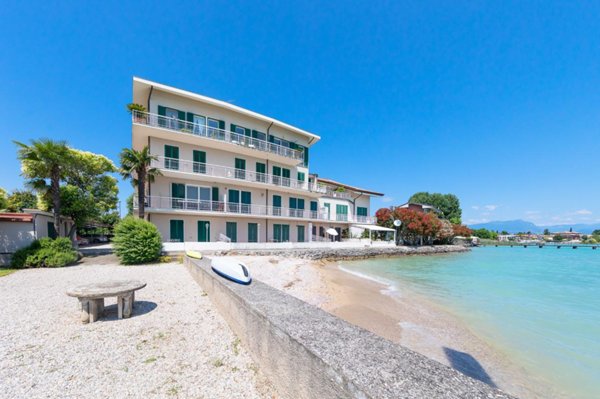 appartamento in vendita a Sirmione