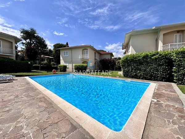 appartamento in vendita a Sirmione in zona Colombare