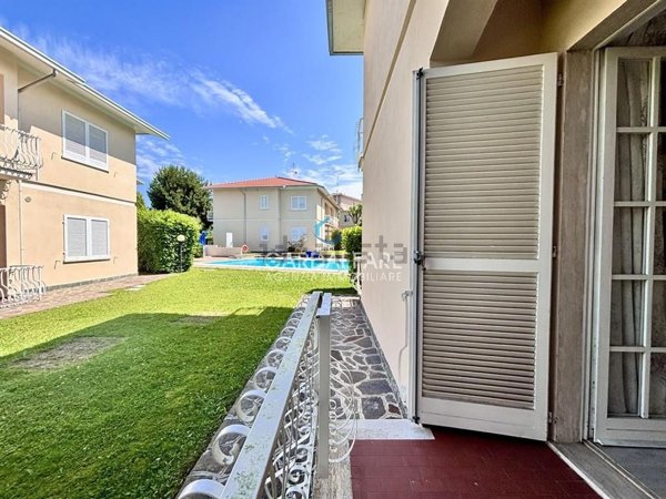 appartamento in vendita a Sirmione in zona Colombare