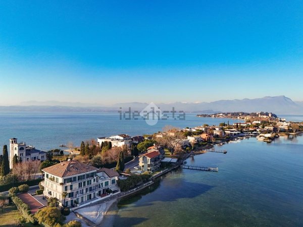 appartamento in vendita a Sirmione