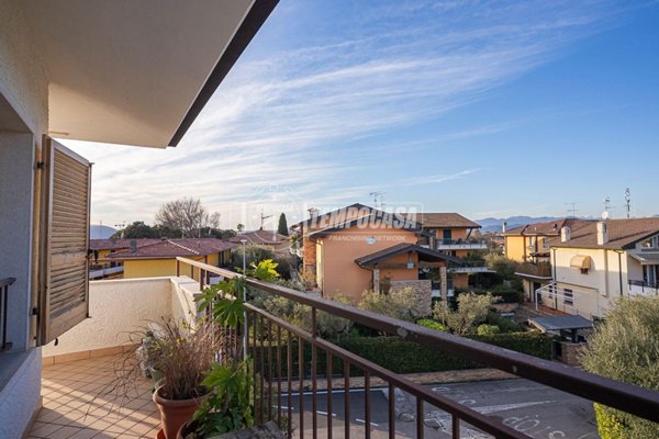 appartamento in vendita a Sirmione