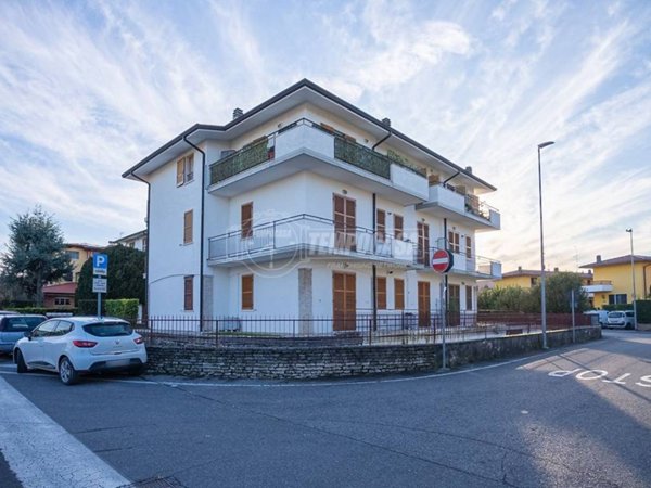 appartamento in vendita a Sirmione
