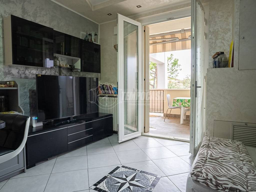 appartamento in vendita a Sirmione in zona Colombare