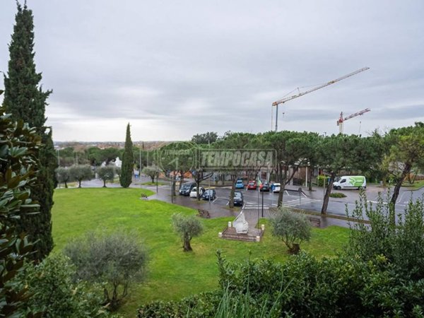 appartamento in vendita a Sirmione in zona Colombare