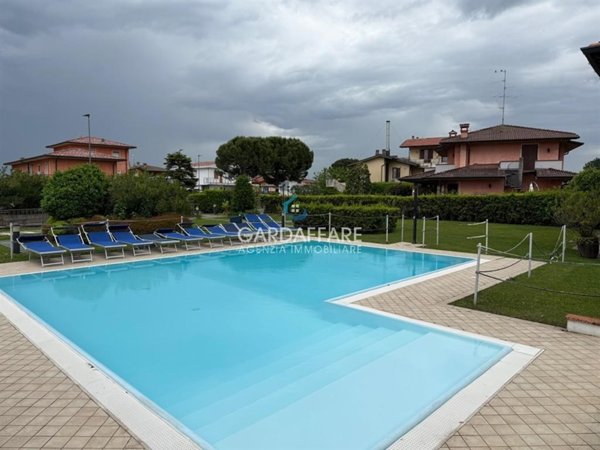 appartamento in vendita a Sirmione in zona Colombare
