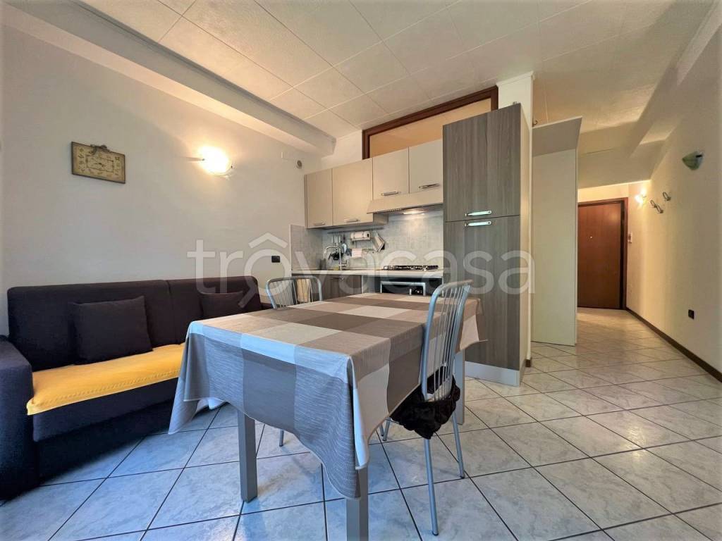 appartamento in vendita a Sirmione in zona Lugana
