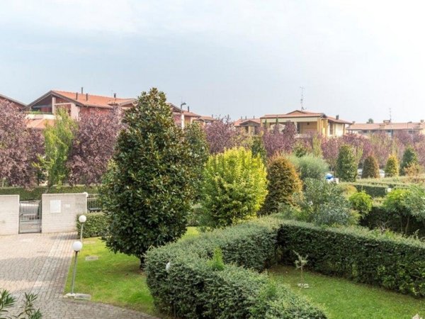 appartamento in vendita a Sirmione in zona Lugana