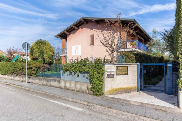 appartamento in vendita a Sirmione