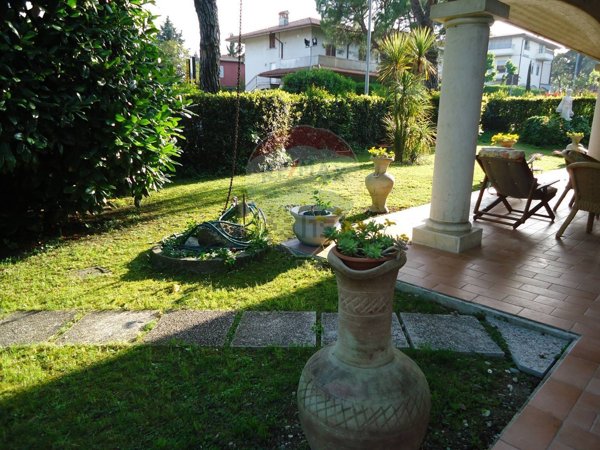 appartamento in vendita a Sirmione