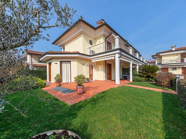 appartamento in vendita a Sirmione