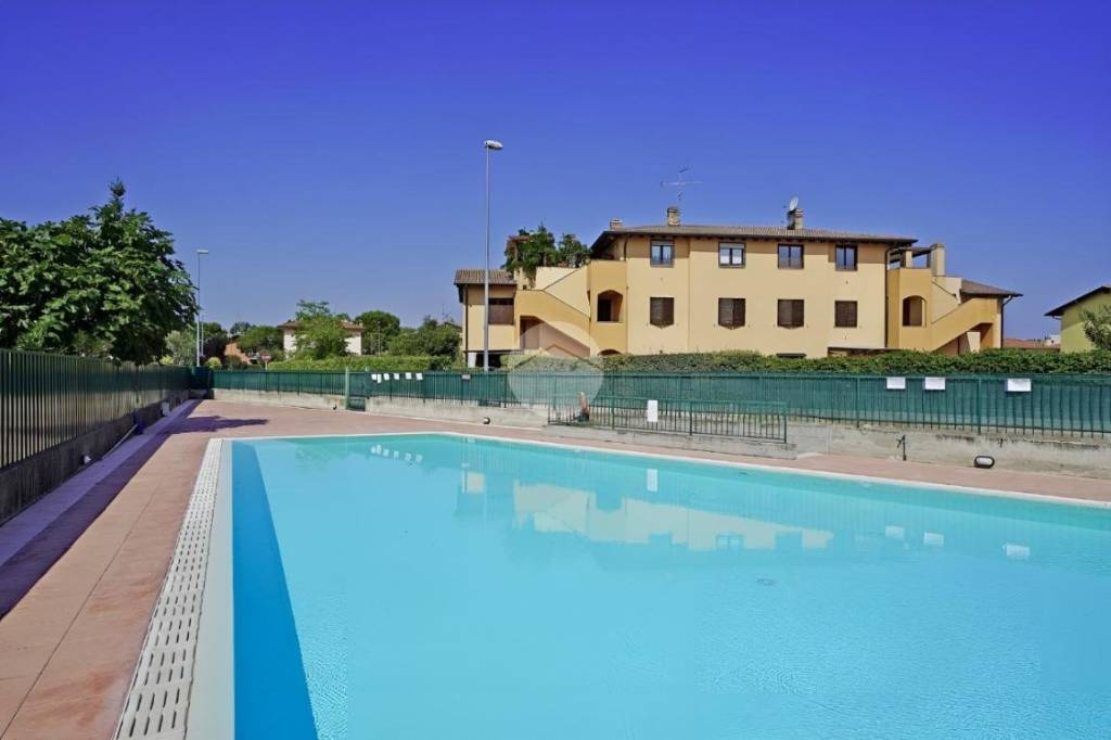 appartamento in vendita a Sirmione in zona Lugana