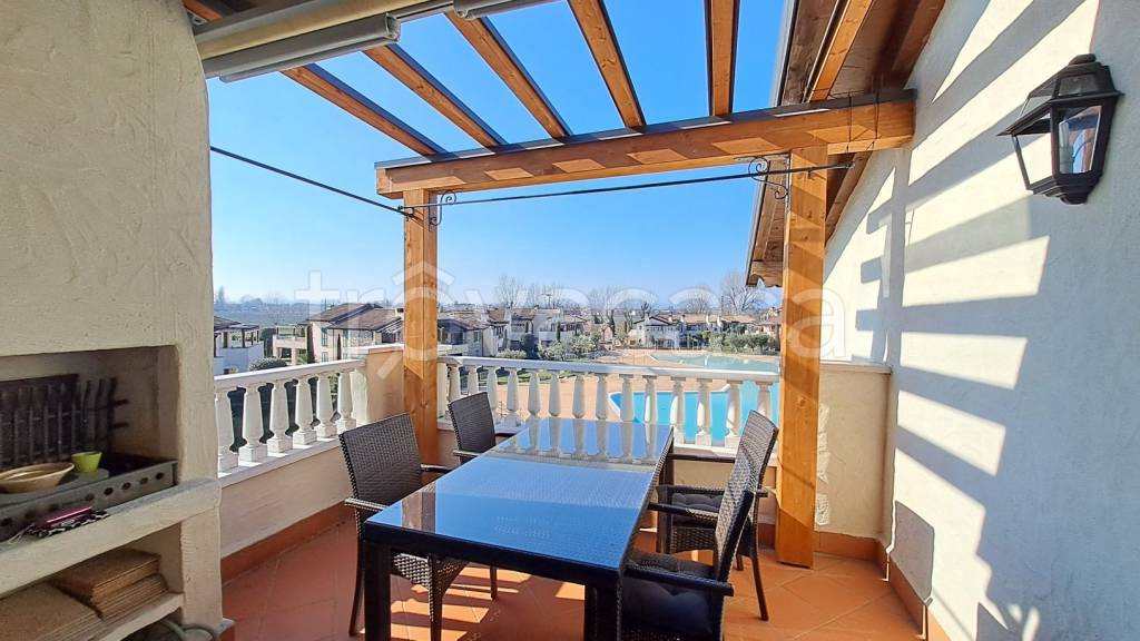 appartamento in vendita a Sirmione