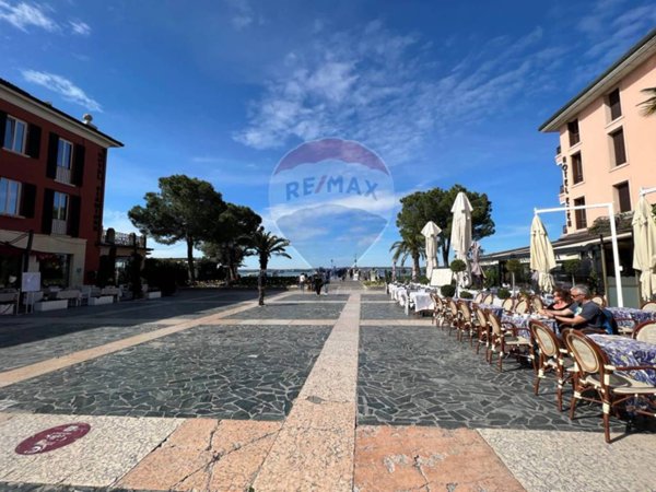 appartamento in vendita a Sirmione