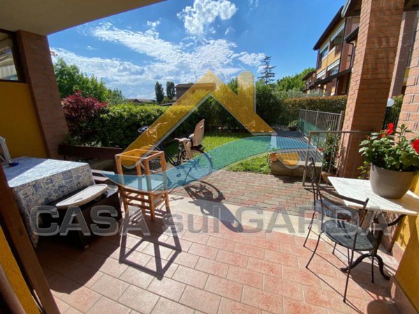 appartamento in vendita a Sirmione in zona Lugana