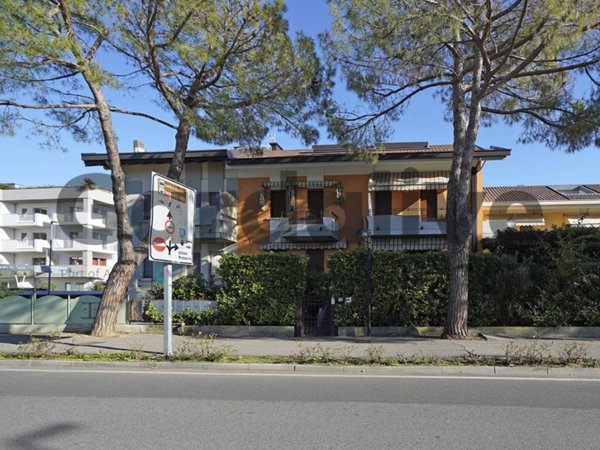 appartamento in vendita a Sirmione
